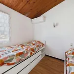 Duplex Climatise 6 Pers, Terrasse Sud, Proche Plage, Parking Prive - Fr-1-326-662